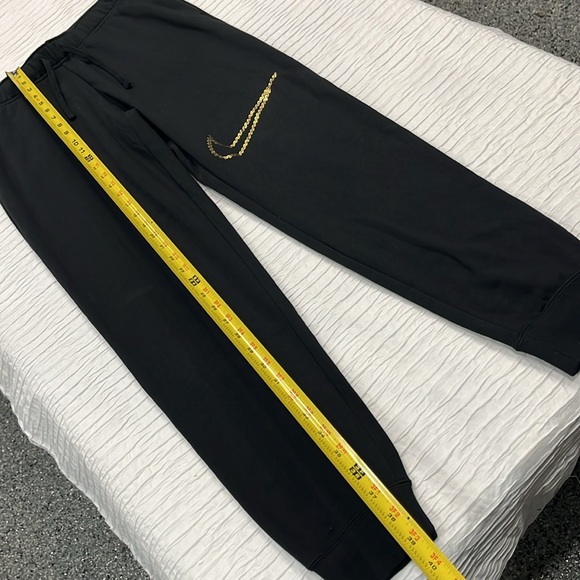 Nike jogger pants women’s small joggersrs Nike nwot - Picture 6 of 9